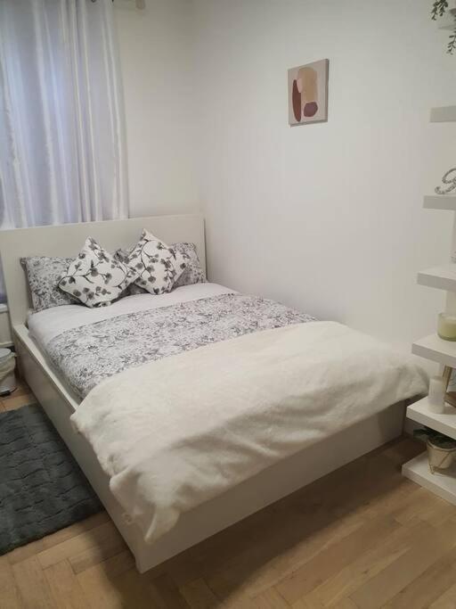 2 Bedroom Flat In Vauxhall, London Eksteriør bilde